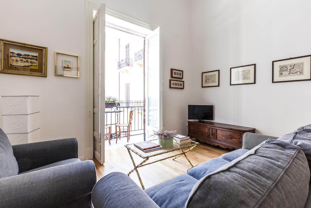 Elegante E Moderno Appartamento Al Politeama 팔레르모 외부 사진