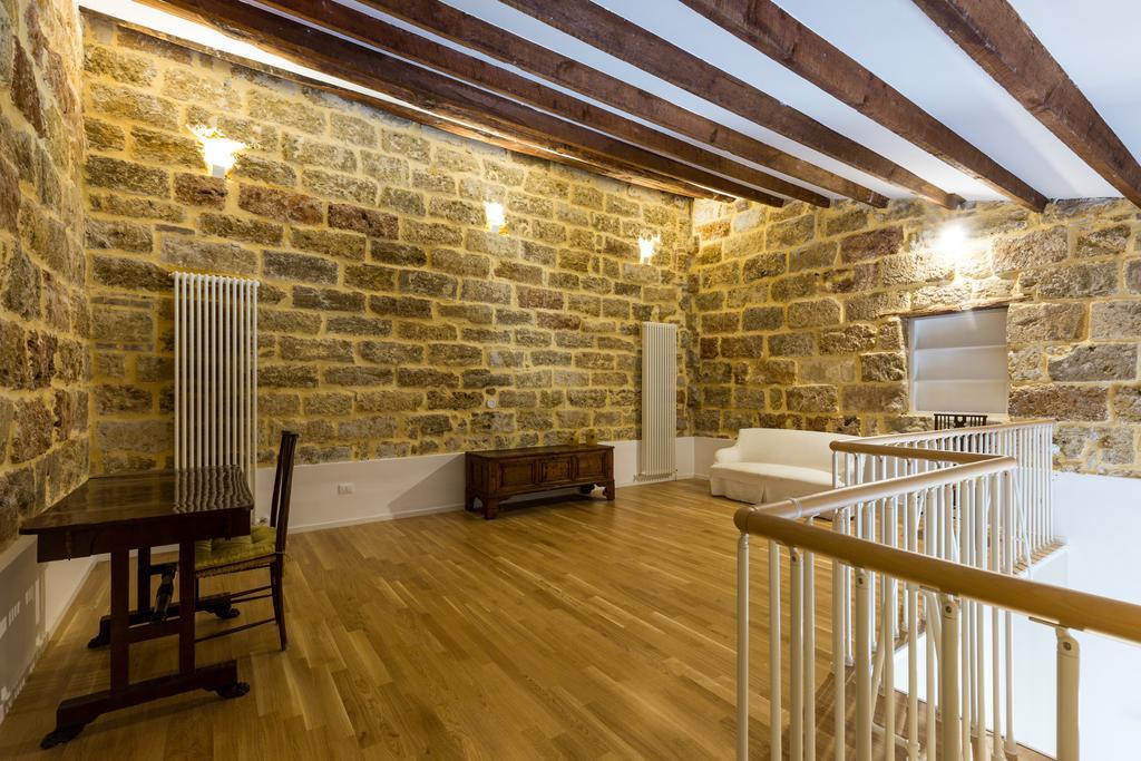 Elegante E Moderno Appartamento Al Politeama 팔레르모 외부 사진